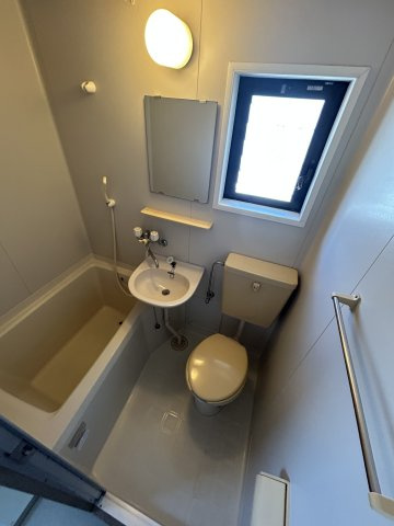 アビリティ岡本南の浴室