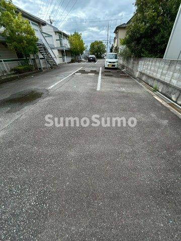 EVAHⅡの駐車場|駐車場があるので、車を買う予定の方も安心です