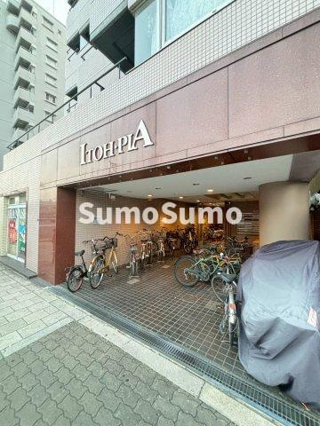イトーピア高津のエントランス|建物の内部です