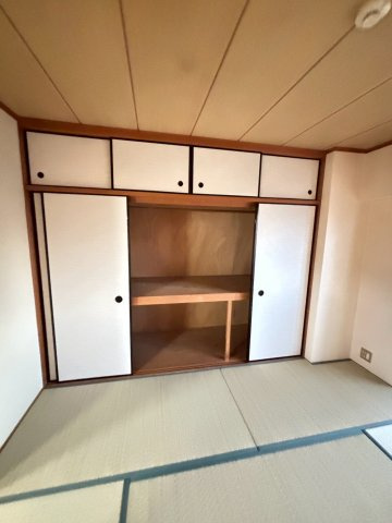 HACHIBUSE鳴尾の和室