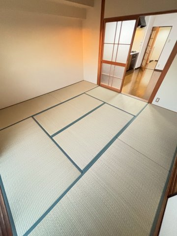 HACHIBUSE鳴尾の和室
