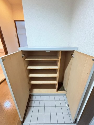 HACHIBUSE鳴尾の収納