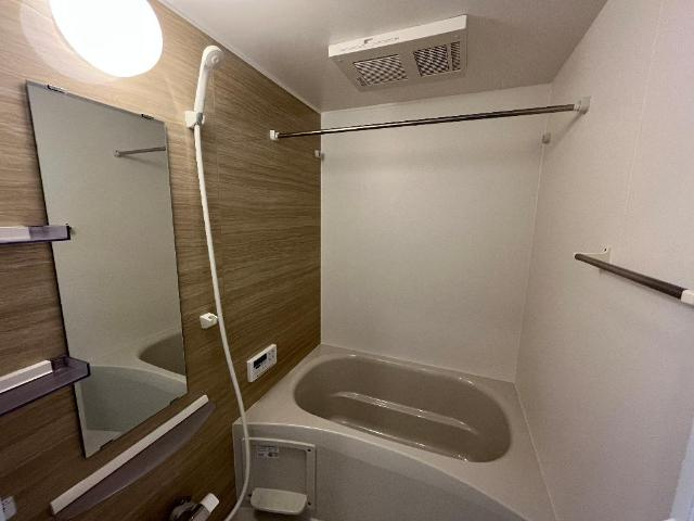 西宮市山口町下山口　アパート新築工事の浴室|バス（イメージ）