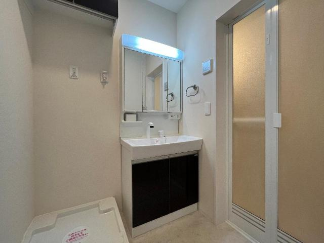 西宮市山口町下山口　アパート新築工事の洗面所|洗髪洗面化粧台（イメージ）