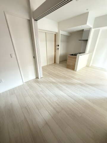 GENOVIA神戸新開地駅前の居間・リビング