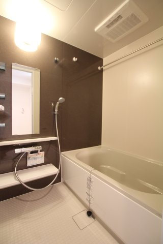 【浴室】
