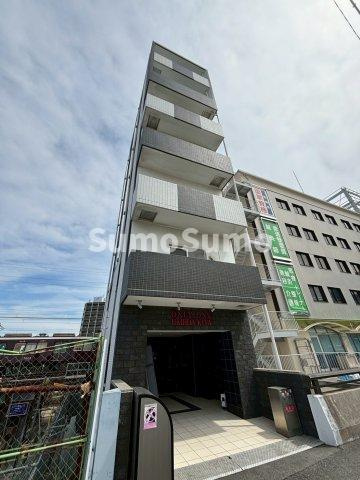 ONLYONE梅田北の外観|落ち着いた雰囲気の外観です