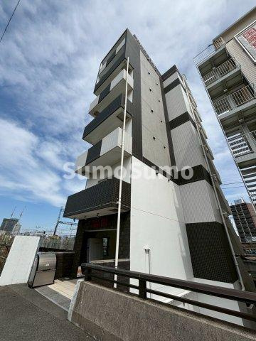 ONLYONE梅田北の外観|おしゃれな外観です