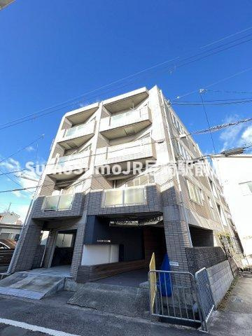 MAISON KOUMU