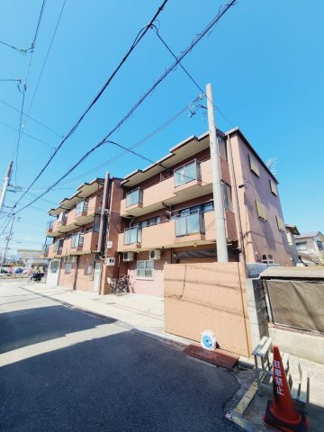 エクセル西宮の外観