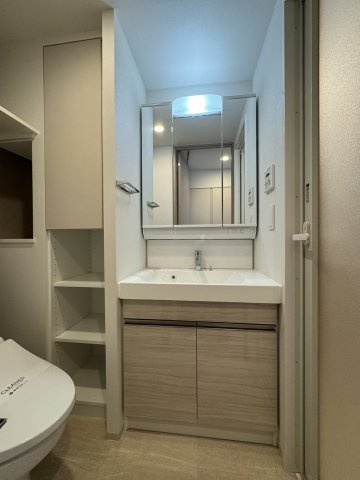 エスリードコート堺筋本町の洗面所