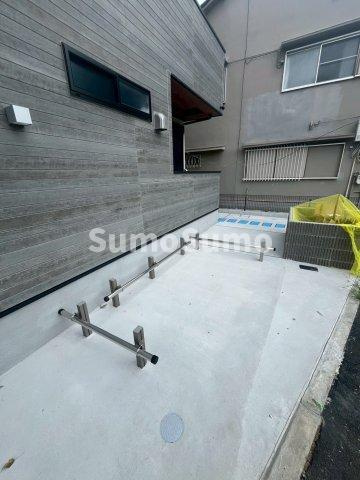 MOVE尼崎WESTの駐車場