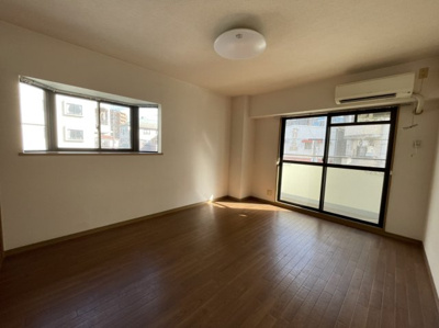 【洋室】 | ルエメゾンロワール久留米Ⅰ