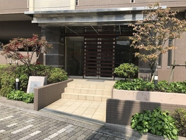 エコロジー宝塚レジデンスのエントランス