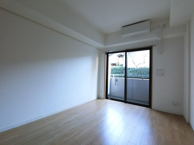 エシッド行徳の洋室