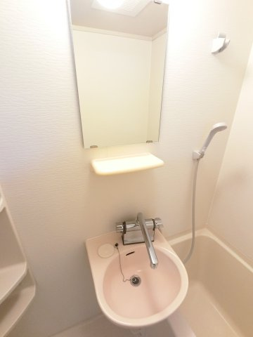 エシッド行徳の洗面所