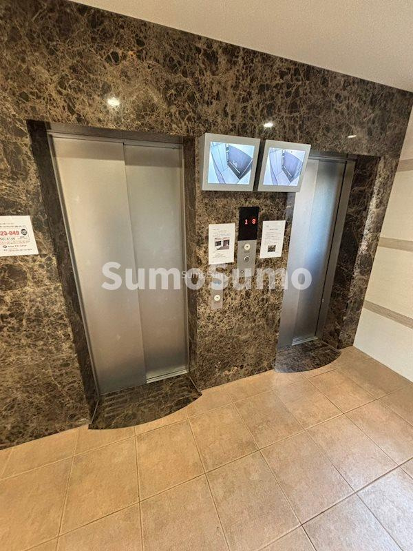 Luxe難波西Ⅲのロビー|建物の内部です