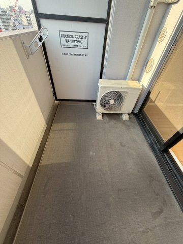 LUMINOUS桜川(旧:アーバンパーク難波)のバルコニー