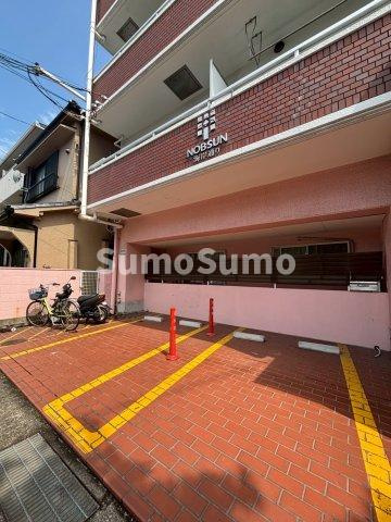 ＮＯＢＳＵＮ海岸通の駐車場|駐車場に車を止められます
