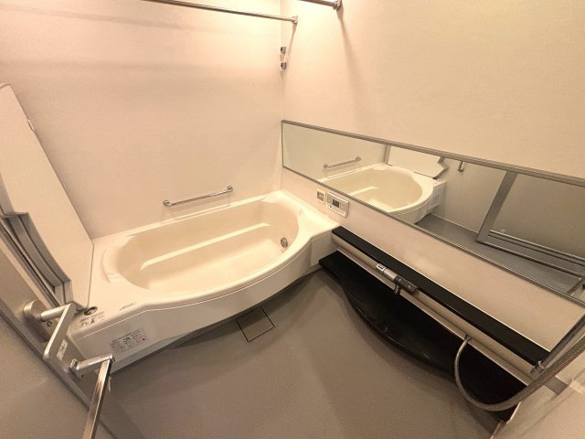 大型1620タイプのユニットバス（ハウスクリーニング済）