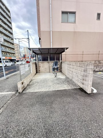 エスポォワールの駐車場