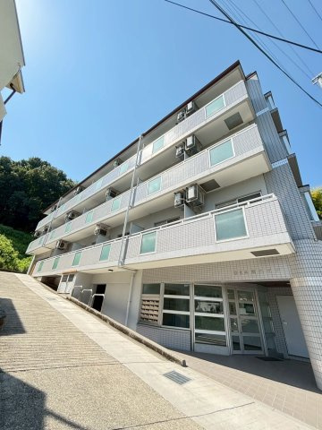 OKA栄ハイツの外観