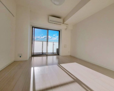 【居間・リビング】 | ガーラ・ステーション横濱関内