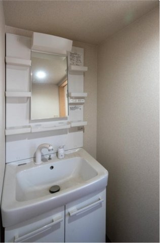 紫竹上竹殿町の独立洗面台