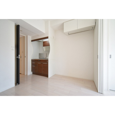 【居間・リビング】 | SERENiTE本町reflet