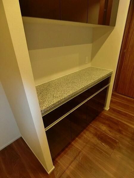 オープンレジデンシア両国森下の設備|カウンターボード