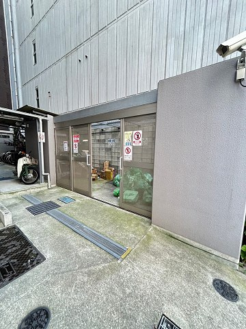 エス・キュート尼崎Ⅱのロビー|毎日通るロビーはこのようになっています
