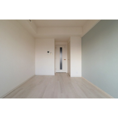  | Gramercy Nipponbashi