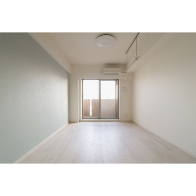  | Gramercy Nipponbashi