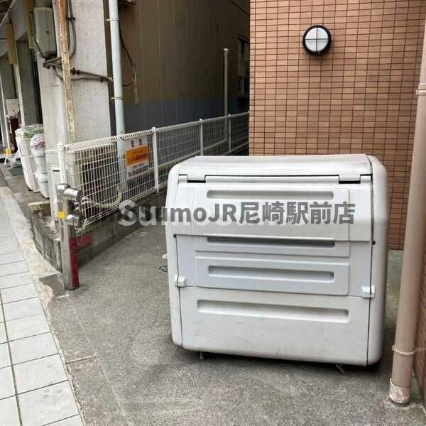 エナブル塚本の外観|外観は落ち着いています