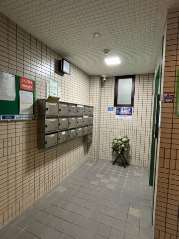 エルシャ南森町のロビー