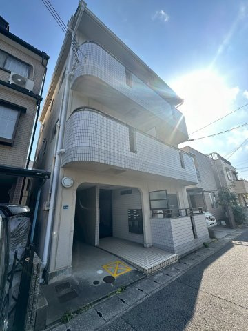 カーサ滝の茶屋の外観