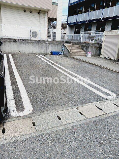 カーサＭ・Ｙ・ＫⅢの駐車場