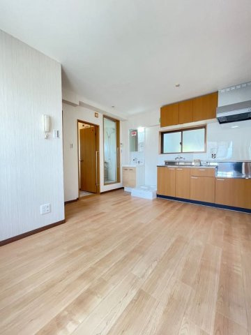 ＴＳビルの居間・リビング