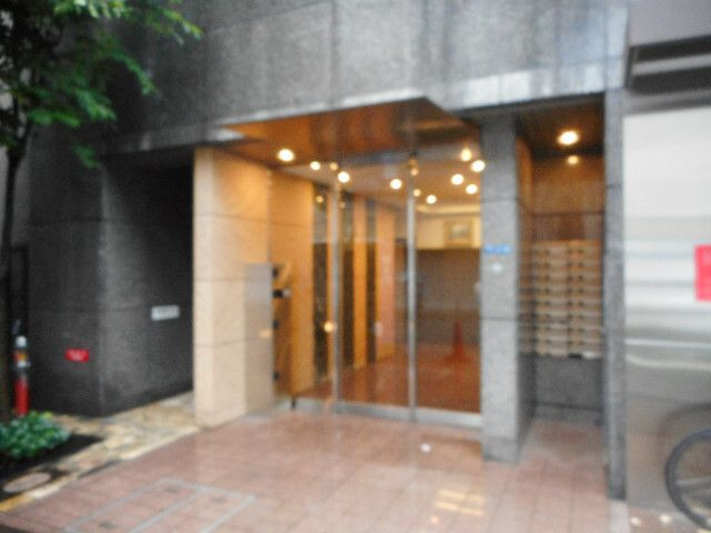 TaKaMaTSu　ReSIDeNCe　南船場のエントランス