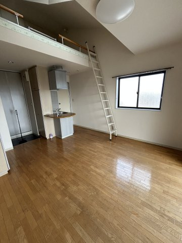 エンプレス武庫元町の居間・リビング