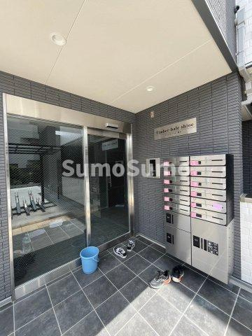 Timber-hare shioeのエントランス|ゆとりのあるエントランスです