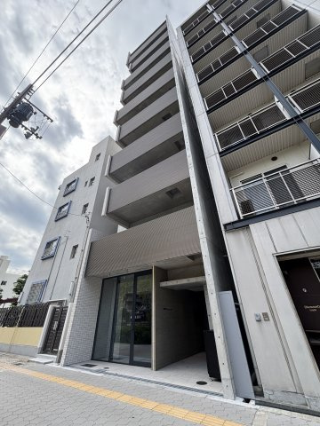 TROVE TANIMACHI（トローブ タニマチ）の外観