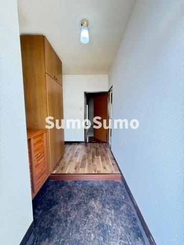 Rhapsody In Redの玄関