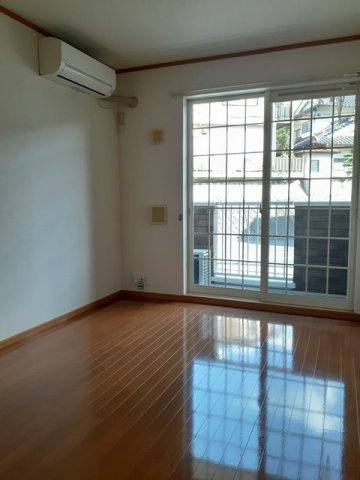 シャトーＫＩＮＫＩ　Ｃの居間・リビング|おしゃれなリビングです