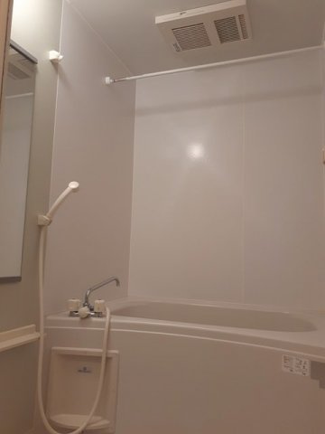 シャトーＫＩＮＫＩ　Ｃの浴室|お風呂です