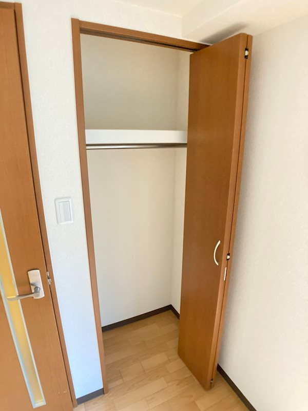 UresidenceUESHIOの収納|こまごまとしたものを収納できそうですね