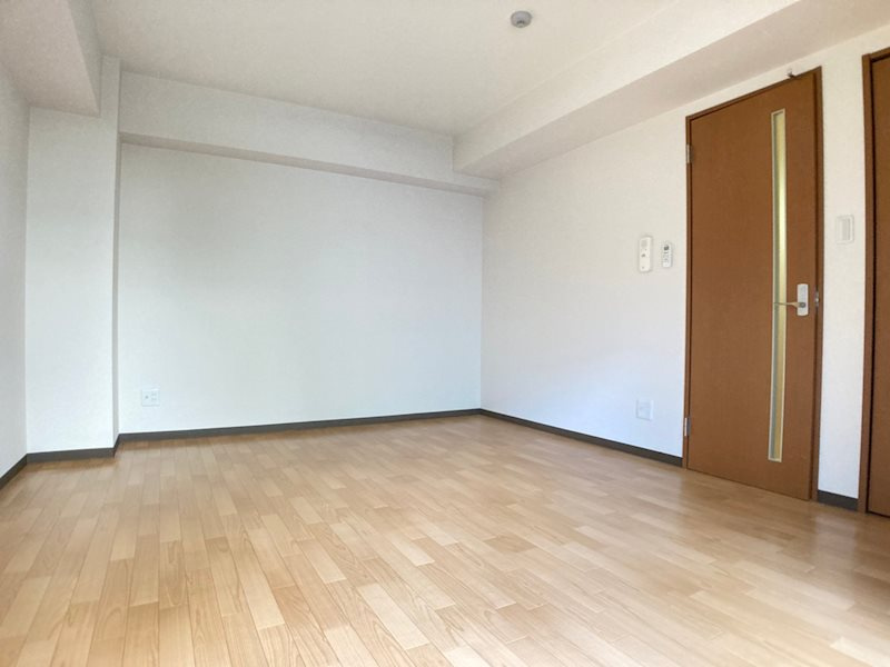 UresidenceUESHIOの寝室|開放的な寝室です