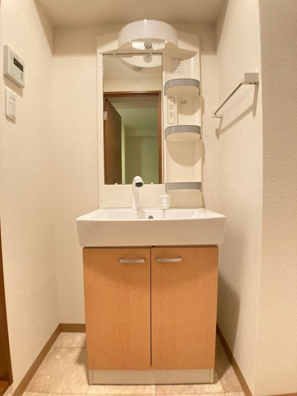 UresidenceUESHIOの洗面所|洗面所です