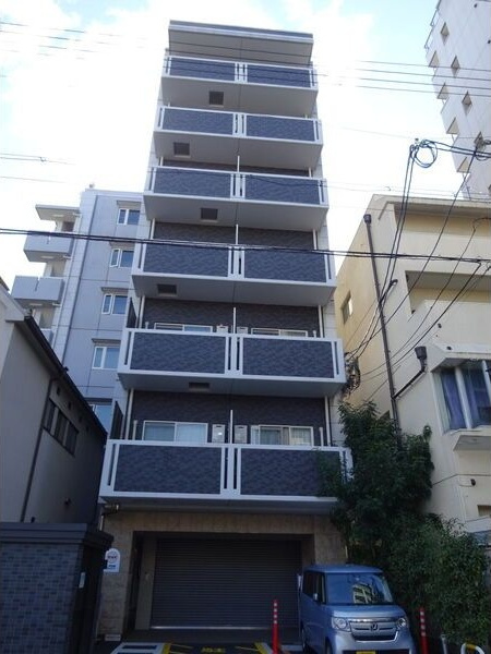 TAT LYON NISHINOMIYAの外観