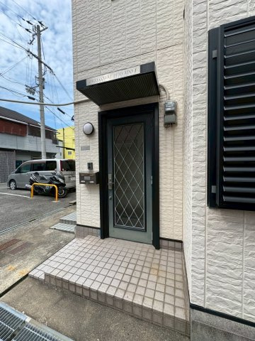 オレスコート板宿のエントランス|エントランスです